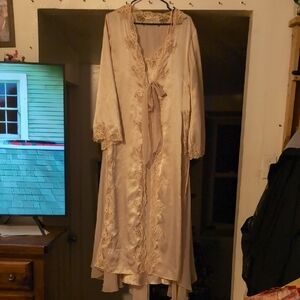 Victoria's Secret Cream Lace Robe